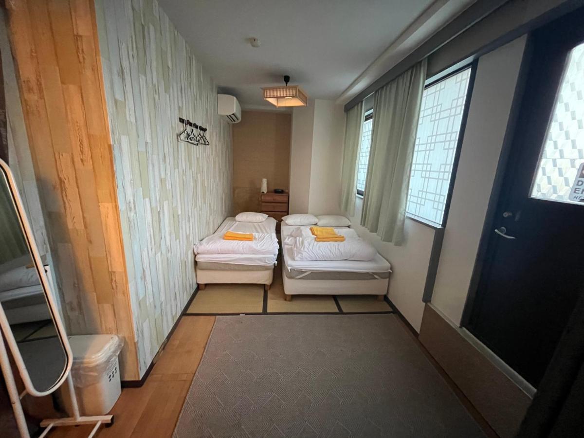 Shinjuku Sky Hostel Токіо Екстер'єр фото