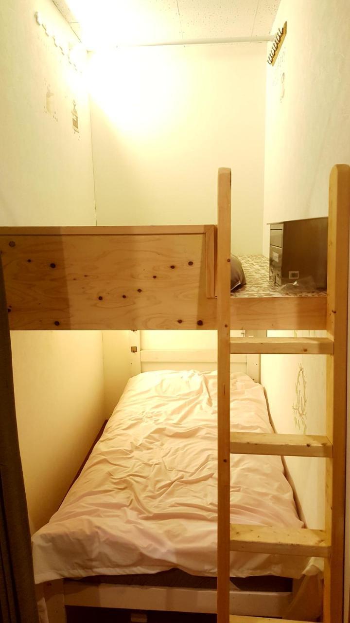 Shinjuku Sky Hostel Токіо Екстер'єр фото